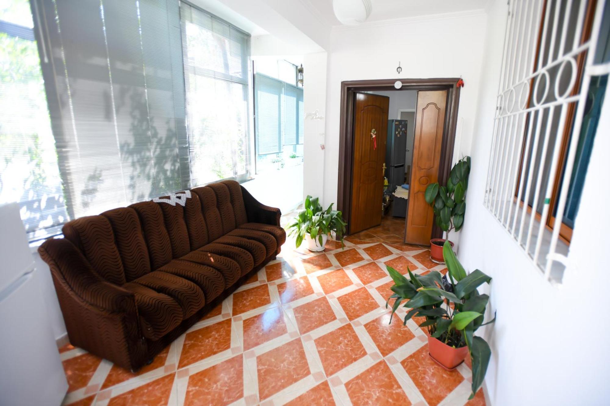 Guest House Flowers Berat Exterior photo